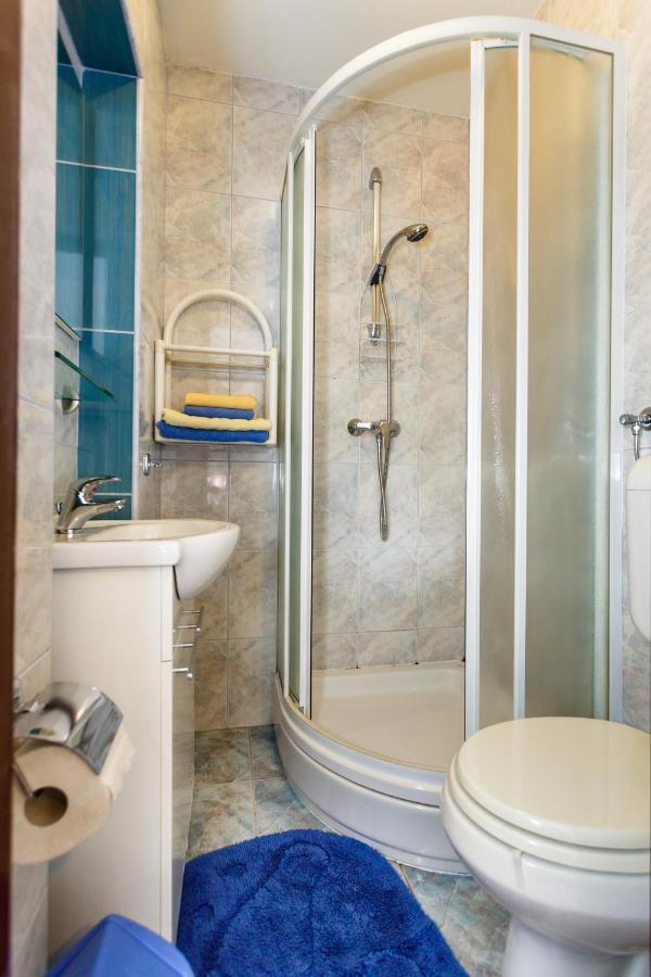 Apartmani Mili Малинська Екстер'єр фото