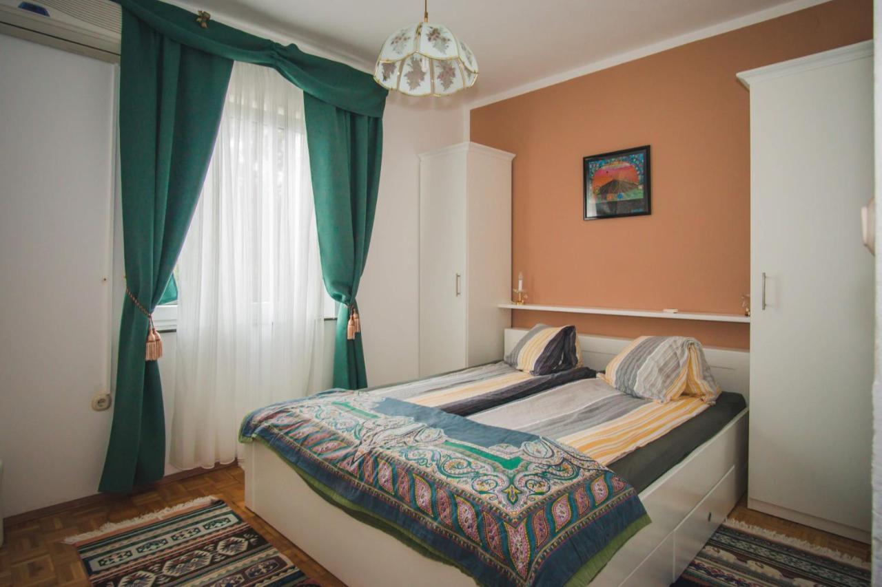 Apartmani Mili Малинська Екстер'єр фото